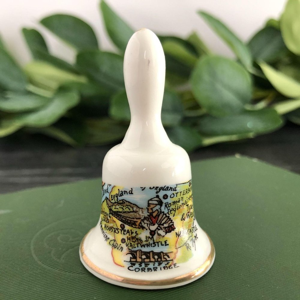 Fine Bone China Souvenir of England Miniature Bell